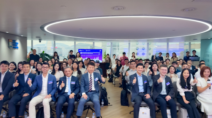 Held at HKU iCube at Central, the Forum brought together a diverse audience of academic experts, industry leaders, alumni and students, with more than 200 people in attendance.